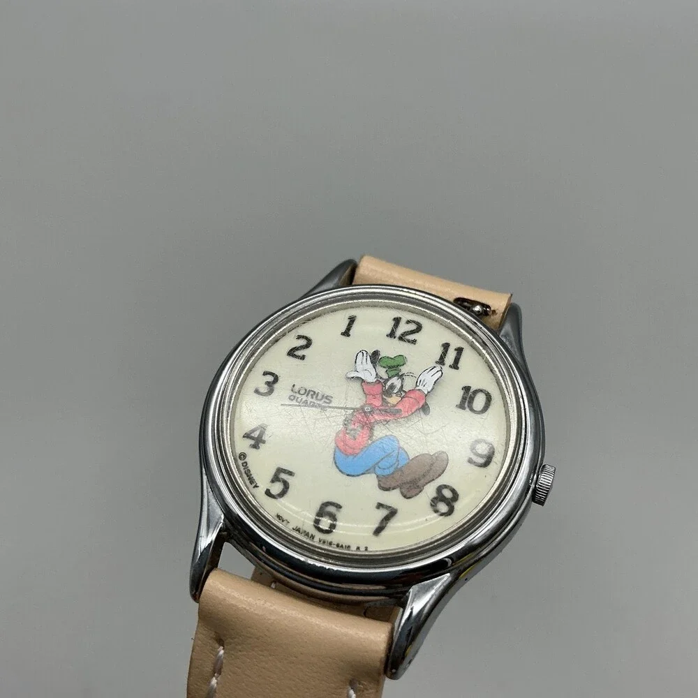Vintage Lorus Disney Goofy Boys Watch 31mm V516-6A00 Leather New Battery